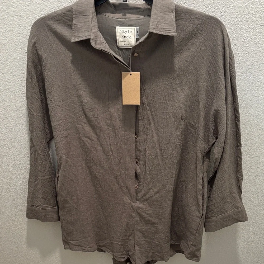 NEW Style Rack Womens Casual Tan Button Down Shirt - Picture 1 of 4